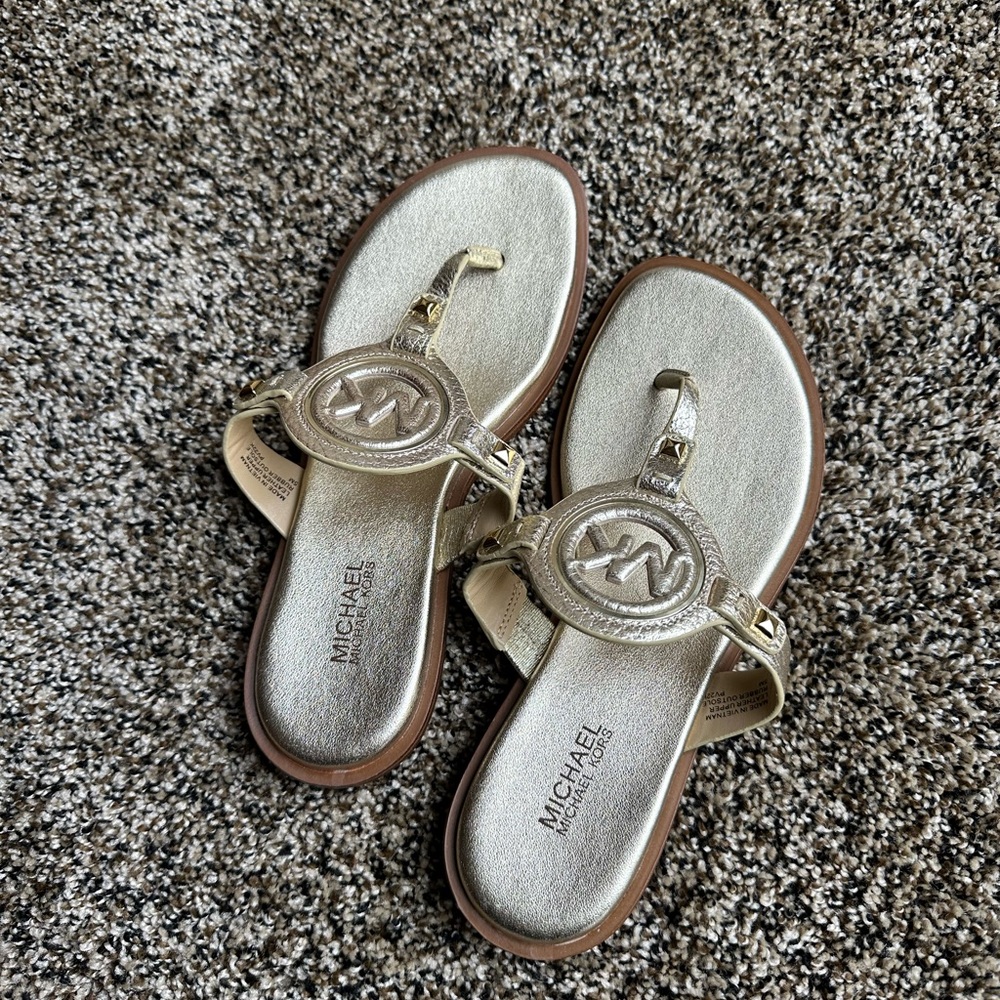 Michael Kors gold T-Strap  sandals